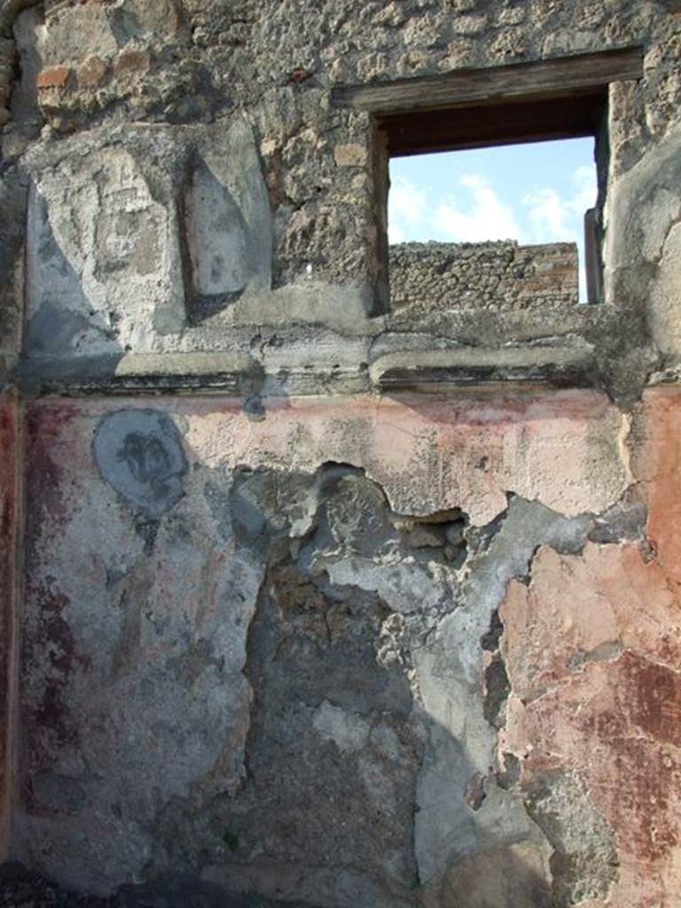 VI.7.3 Pompeii.  March 2009. Room 3.  North wall with window.