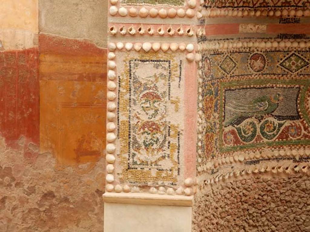 VI.8.23 Pompeii. May 2017. Detail of south side. Photo courtesy of Buzz Ferebee.