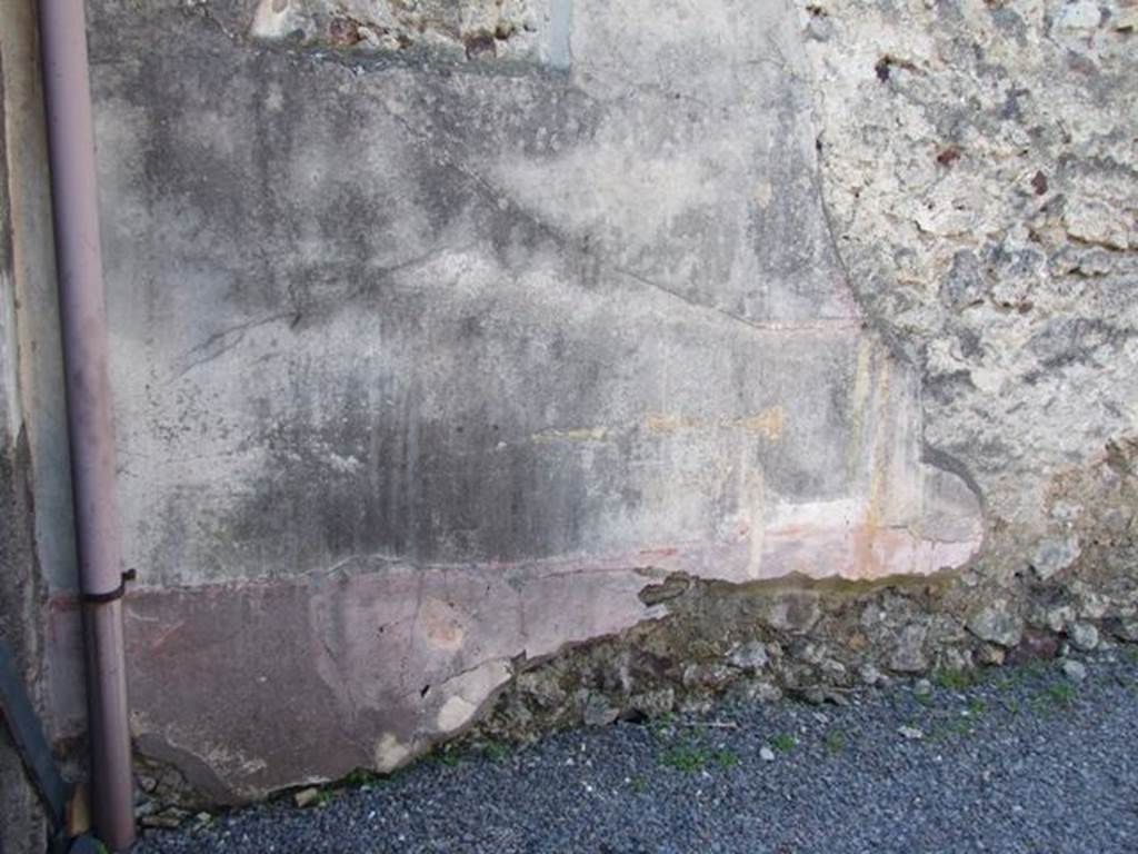 VI.9.2 Pompeii. March 2009. Peristyle 16, west wall in south-west corner.