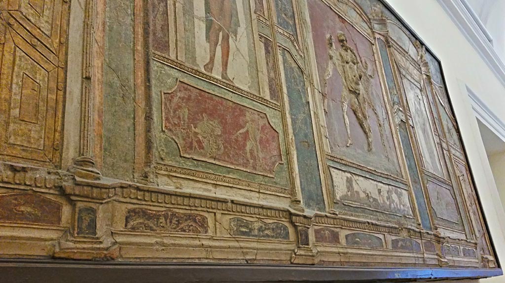VI.9.2 Pompeii. Room 8, tablinum, looking east along upper north wall, showing stucco decoration.
Now in Naples Archaeological Museum. Inventory number 9625.
Photo courtesy of Giuseppe Ciaramella, November 2018. 
