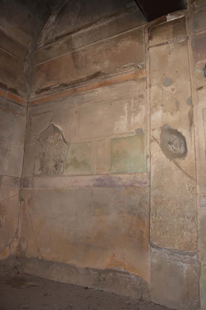 VI.9.3 Pompeii. September 2019. Alcove in cubiculum 3, west wall.
Foto Annette Haug, ERC Grant 681269 DCOR.
