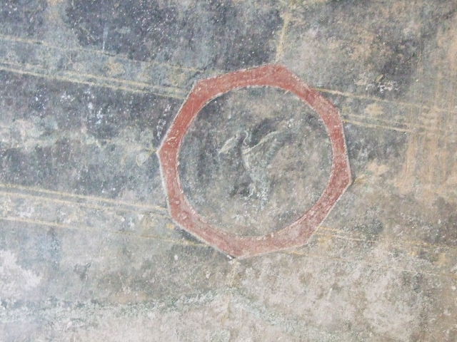 VI.9.6 Pompeii. March 2009. Room 8, painted swan in red octagon, from east wall.