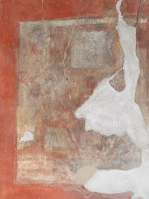 231818 Bestand-D-DAI-ROM-W.0215.jpg
VI.9.6 Pompeii. W.215. Room 8, centre of west wall, drawing of Minos and Scylla, Helbig 1337.
Photo by Tatiana Warscher. With kind permission of DAI Rome, whose copyright it remains. 
See http://arachne.uni-koeln.de/item/marbilderbestand/231818 
