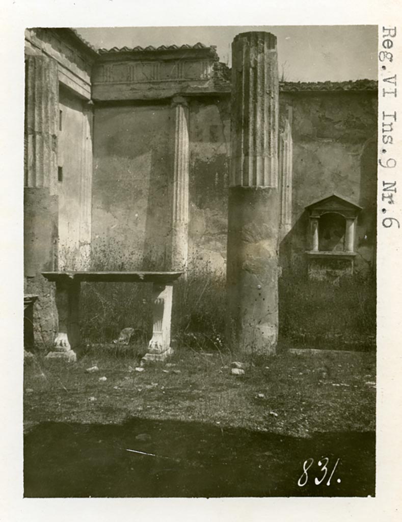 VI.9.6 Pompeii. Pre-1937-39. Room 17, looking towards north-east corner of pseudo-peristyle.
Photo courtesy of American Academy in Rome, Photographic Archive. Warsher collection no. 831.

