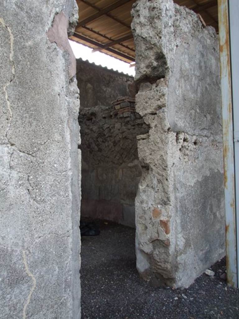 VI.9.7 Pompeii. March 2009. Doorway to room 6, oecus.