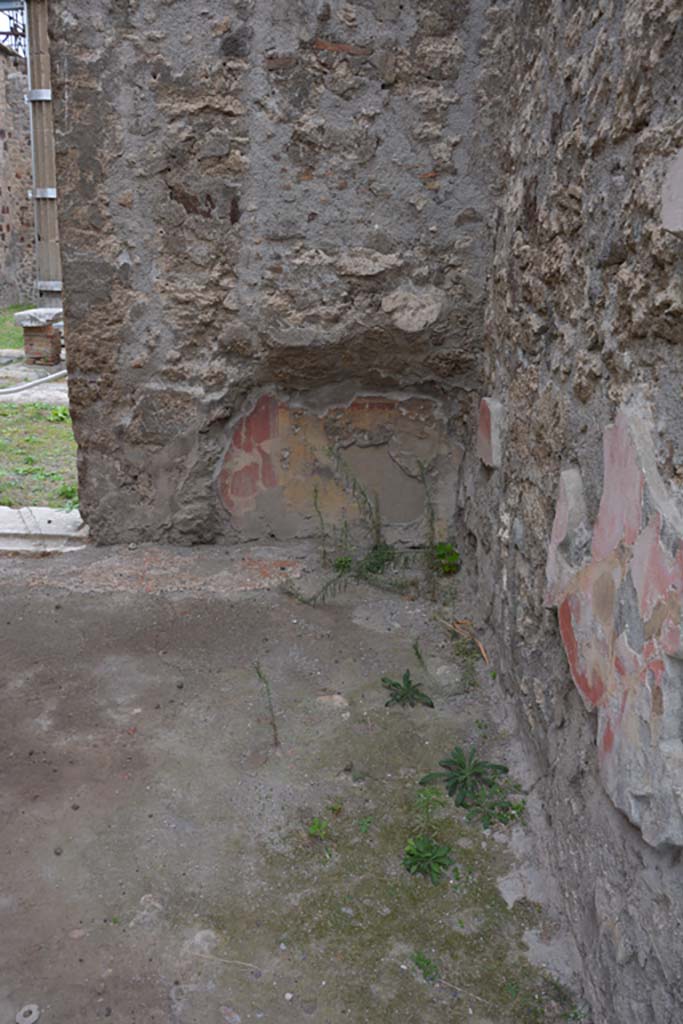 VI.11.10 Pompeii. October 2017. 
Room 29, looking east along south wall towards south-east corner.
Foto Annette Haug, ERC Grant 681269 DCOR



