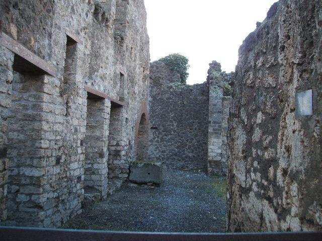 VI.14.18 Pompeii. March 2009. West wall, taken from atrium of VI.14.20.