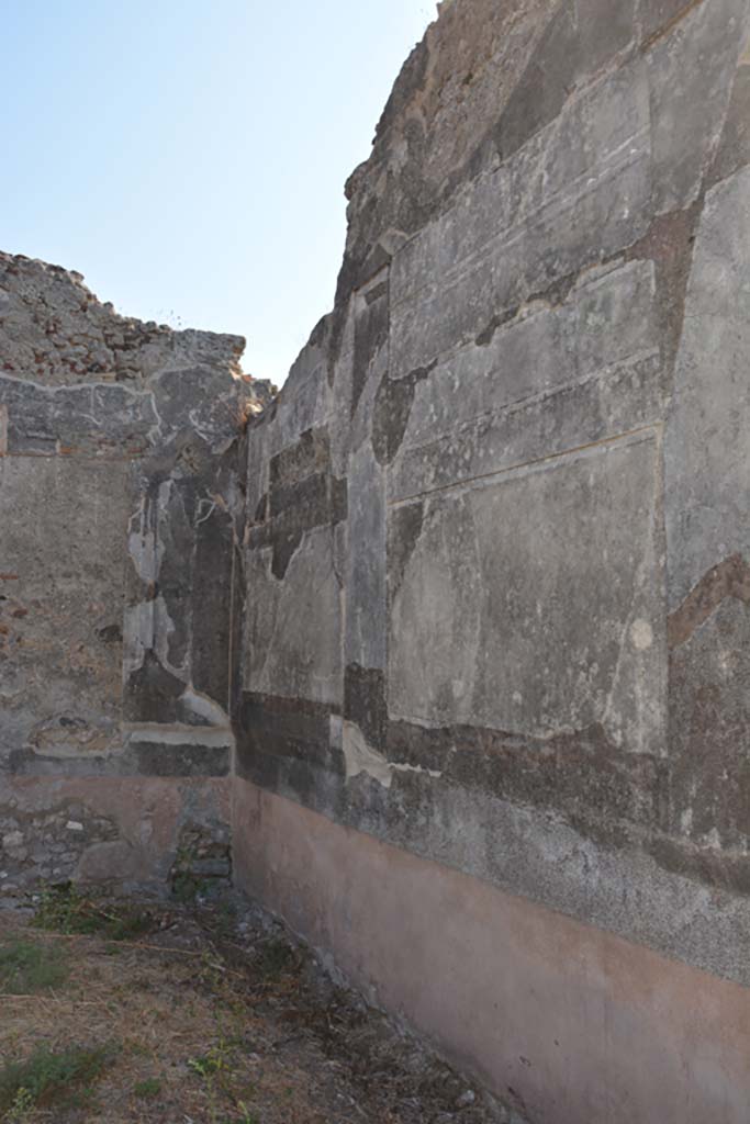 VI.14.43 Pompeii. September 2019. South wall in south-east corner.
Foto Annette Haug, ERC Grant 681269 DÉCOR.
