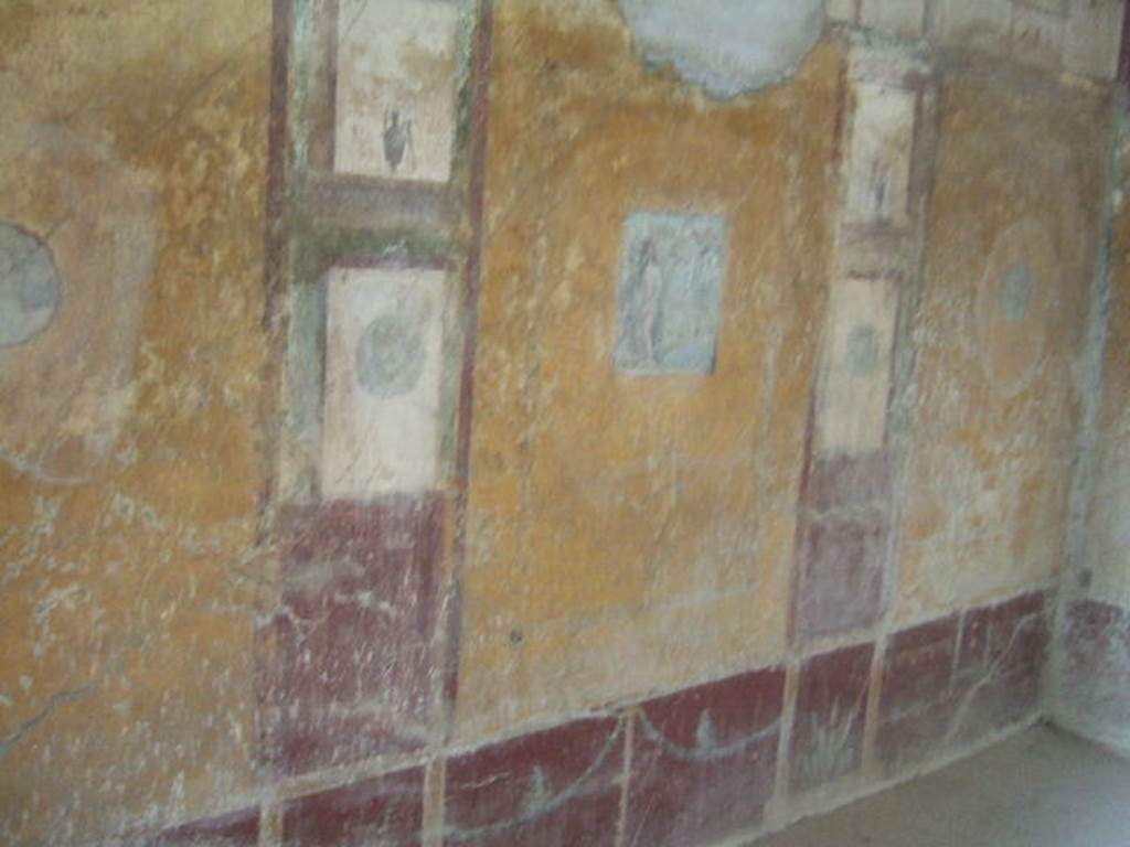 VI.16.7 Pompeii. May 2006. Room R, south wall.