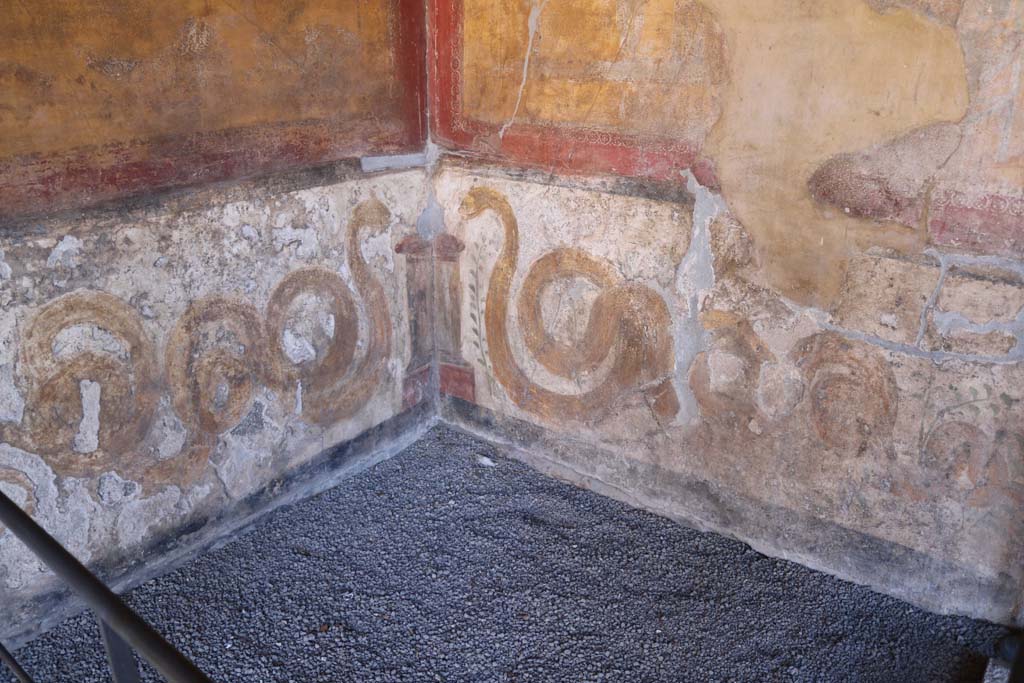VI.16.7 Pompeii. December 2018. Room F, looking south-east towards lararium. Photo courtesy of Aude Durand.