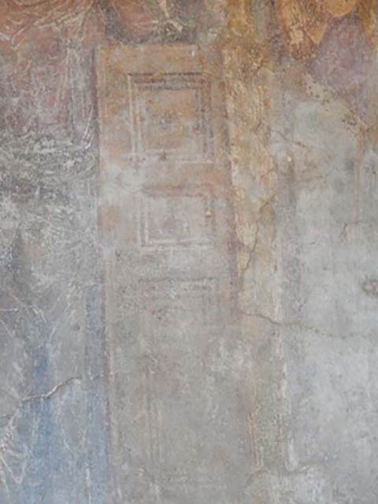 VI.16.15 Pompeii. May 2015. Detail from wall painting. Photo courtesy of Buzz Ferebee.