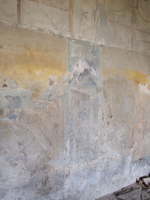VI.16.27 Pompeii.  March 2009.  Room 19,  West wall.