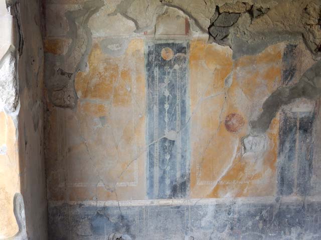 VI.16.27 Pompeii.  March 2009.  Room 21, Storeroom on west side of staircase to upper floor.