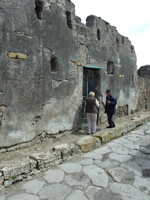 VI.16.27 Pompeii.  May 2006. Entrance.
