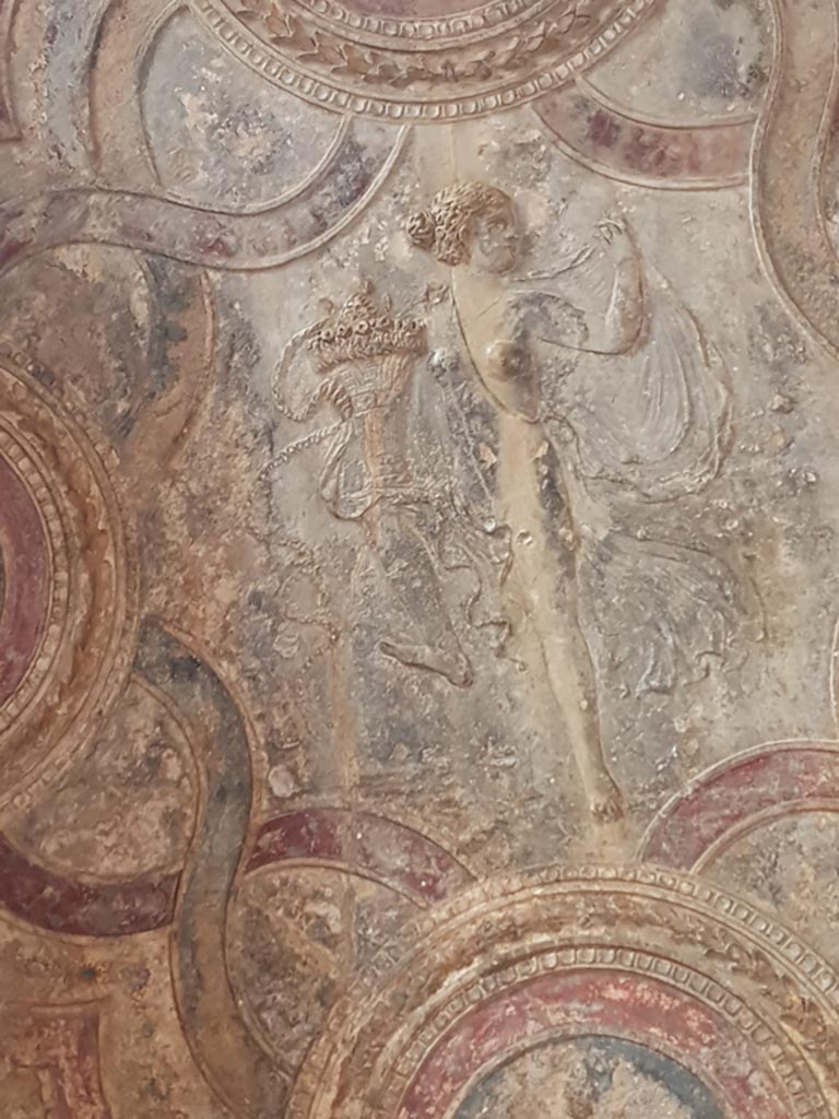 VII.1.8 Pompeii. October 2022. 
Vestibule 1, detail of stucco ceiling decoration. Photo courtesy of Klaus Heese.
