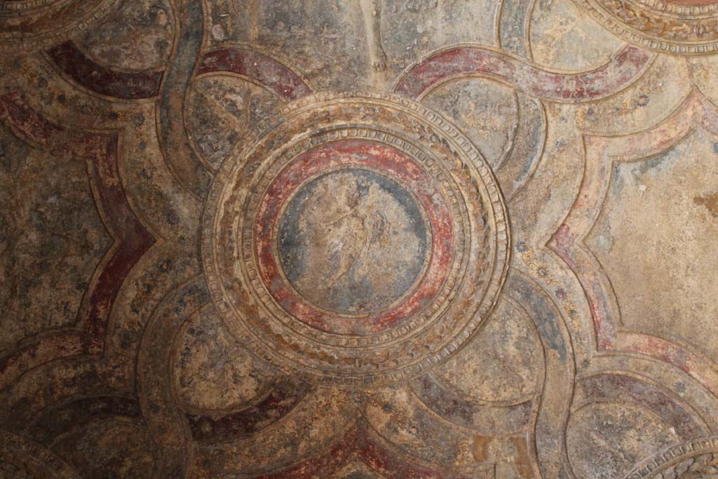VII.1.8 Pompeii. March 2014. Detail of stucco ceiling in vestibule 1.
Foto Annette Haug, ERC Grant 681269 DÉCOR

