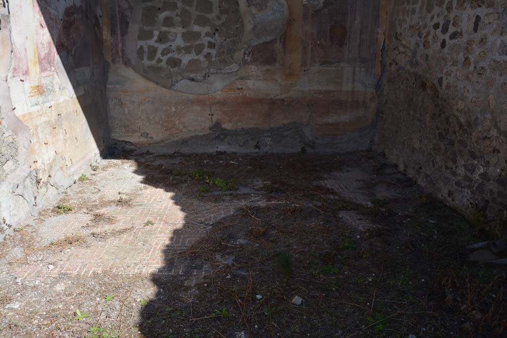 VII.2.16 Pompeii. October 2019. Oecus 10, flooring.
Foto Annette Haug, ERC Grant 681269 DCOR.
