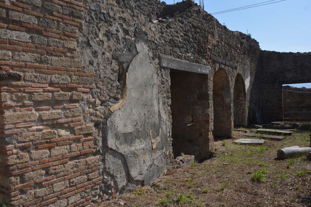 VII.2.20 Pompeii. October 2019. Rooms on east side of peristyle.
Foto Annette Haug, ERC Grant 681269 DÉCOR.

