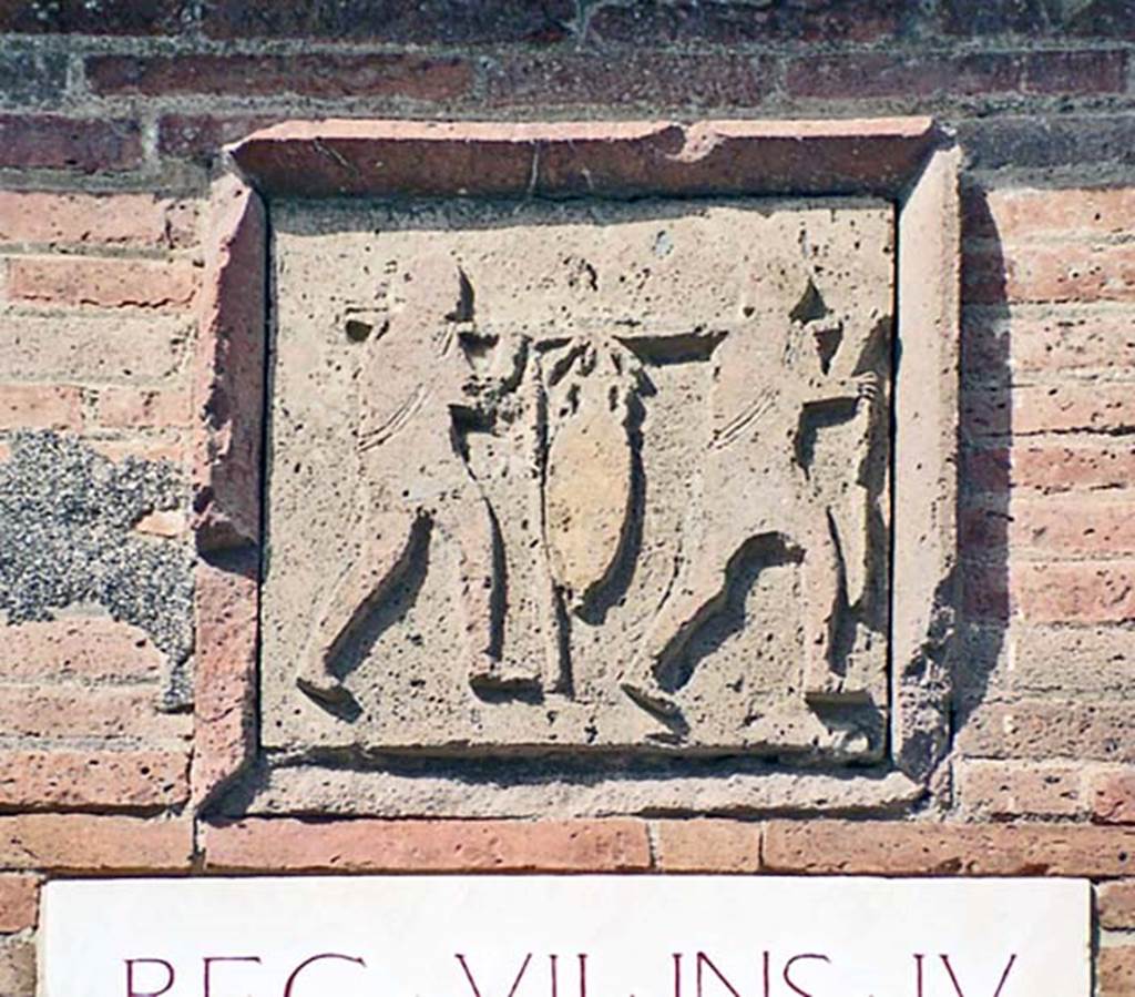 VII.4.16 Pompeii. October 2017. Plaque on west corner pilaster. 
Foto Taylor Lauritsen, ERC Grant 681269 DÉCOR

