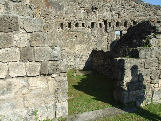 VII.4.31 Pompeii.  March 2009.  Doorway to Room 9.  Cubiculum.