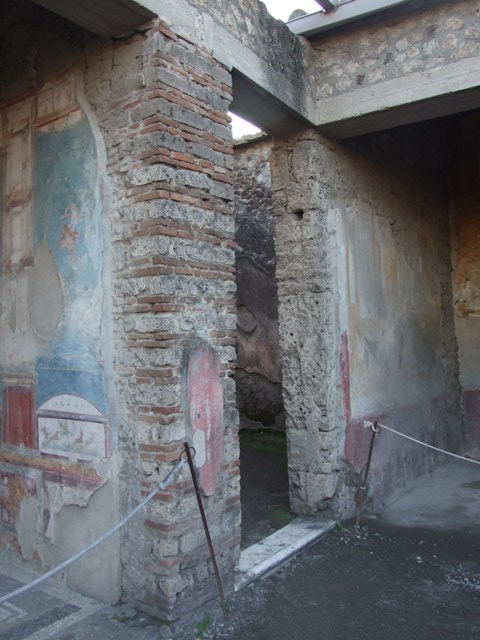 VII.4.48 Pompeii. December 2007. Room 13. Ala on west side of atrium.