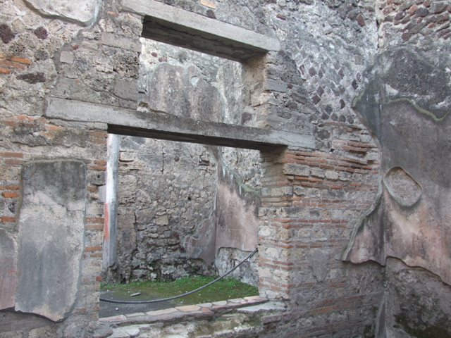 VII.4.48 Pompeii. December 2007. Room 13. Ala. West wall.