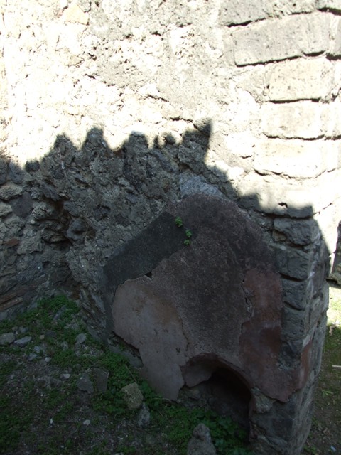 VII.4.56 Pompeii.  March 2009. Room 1. Atrium.  East side with Doorways to Rooms 4, 5 and 6.