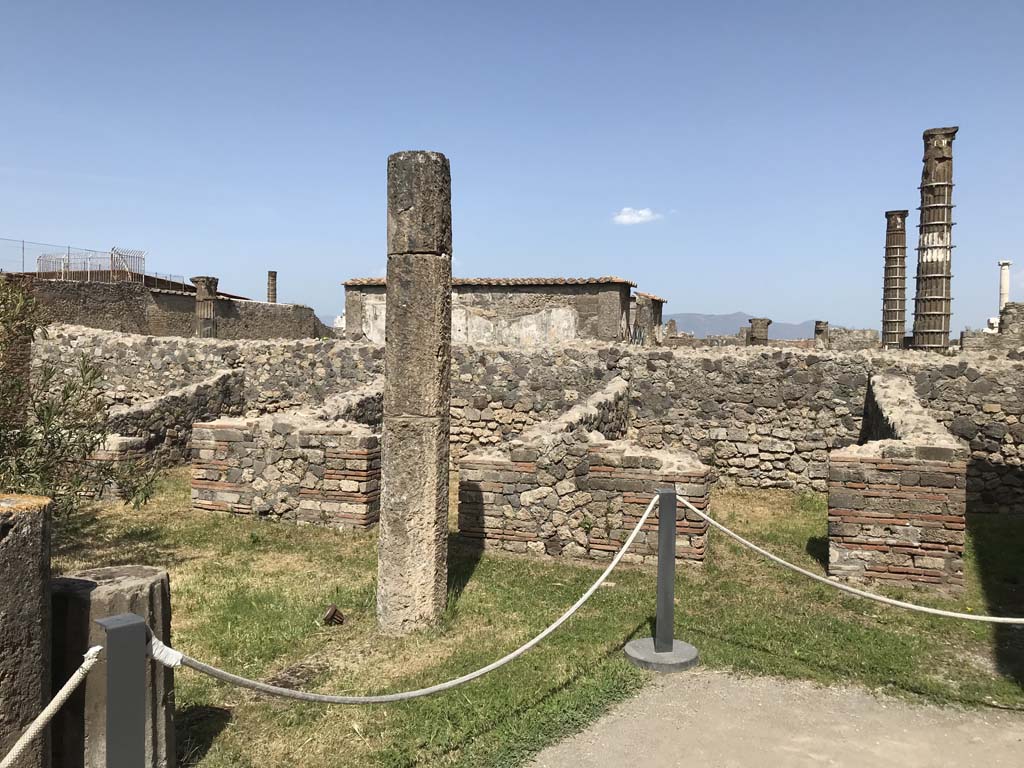 VII.7.2 Pompeii, April 2019. Looking towards rooms on east side of peristyle. Photo courtesy of Rick Bauer. 