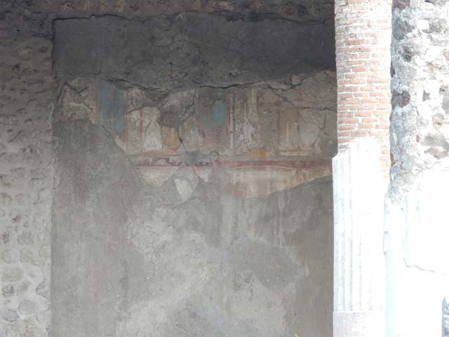 VII.7.5, Pompeii. May 2018. Exedra (u), looking towards north wall and remains of fresco painting. Photo courtesy of Buzz Ferebee.