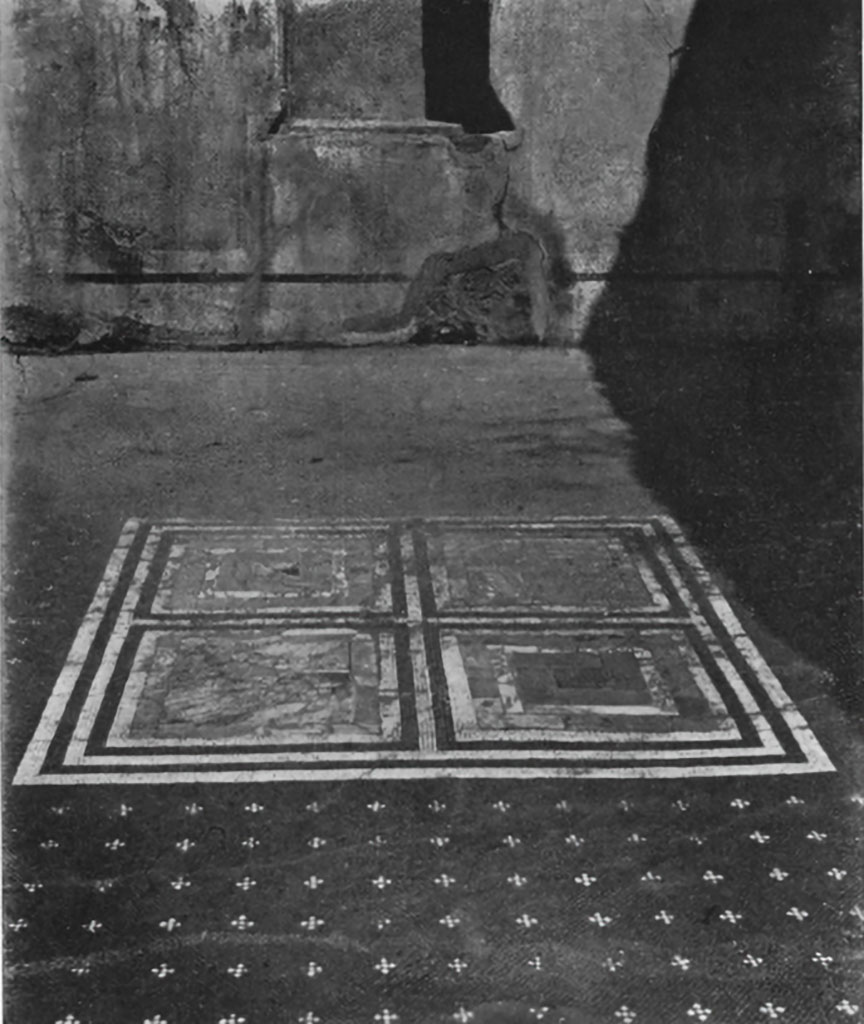 VII.7.5 Pompeii. c. 1930. Looking across flooring of triclinium (q) towards the central emblema.  
According to Blake –
Probably to about the same time (of the Second Style of wall decoration) belongs the centre of the triclinium of VII.7.5.
In this, more valuable marbles are used, separated by bands of black and white, but the field of black mosaic dotted with quincunxes of white is quite characteristic of the end of the Republic and the beginning of the Empire.
See Blake, M., (1930). The pavements of the Roman Buildings of the Republic and Early Empire. Rome, MAAR, 8, (p.42 & pl.7, tav.3).
