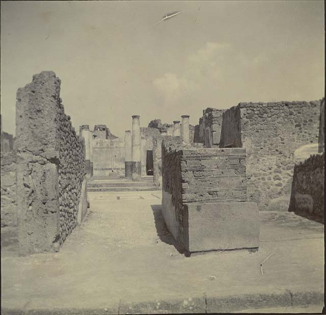 VII.7.5 Pompeii. November 1899. Looking north towards entrance fauces (a). 
Photo courtesy of Rick Bauer.
