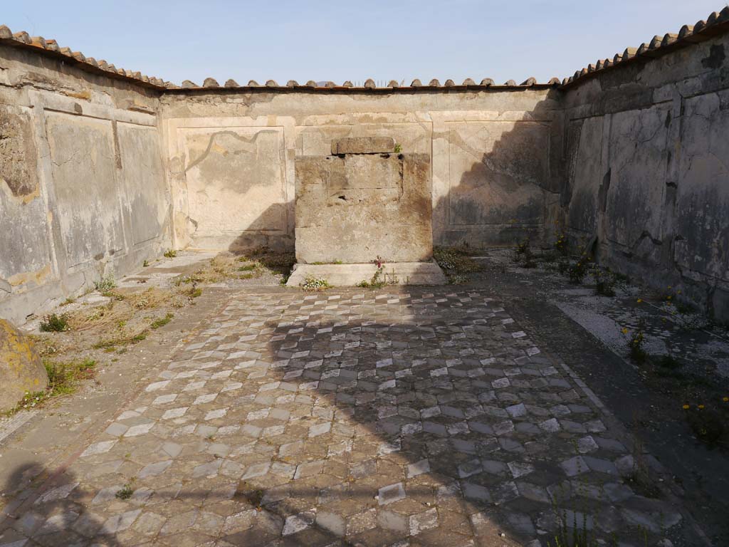VII.7.32 Pompeii. March 2019. Looking north in cella.
Foto Anne Kleineberg, ERC Grant 681269 DÉCOR.

