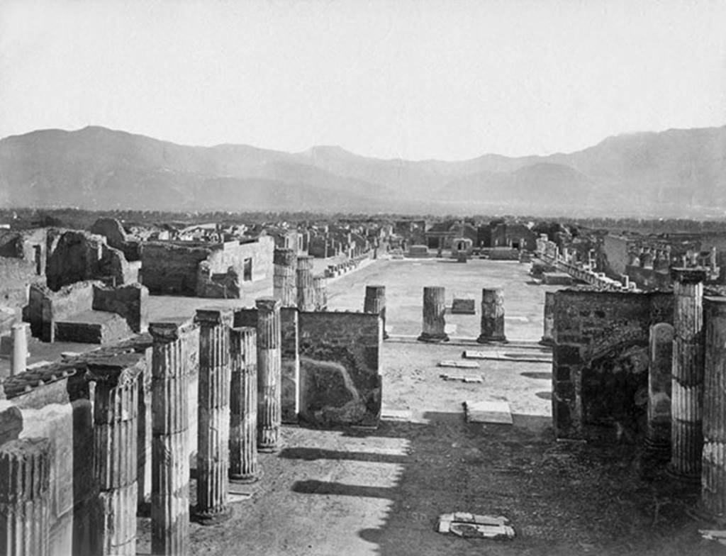 VII.8.1 Pompeii. About 1890. Looking south across the Temple of Jupiter and the Forum. 
Photo courtesy of Rick Bauer.
