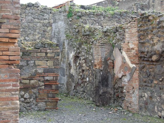 VII.9.29 Pompeii.  March 2009. Remains of stairs to upper floor in south east corner.