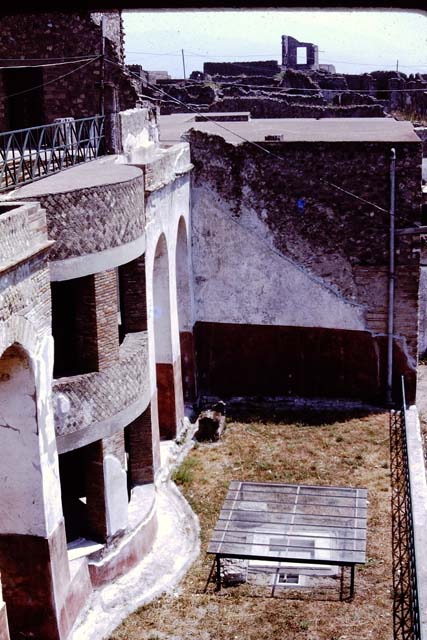 VII.16.17-22 Pompeii. December 2007. South wall with doorway to corridor of room in north-west corner of first level floor below ground. Opposite is the doorway to the room on the south side of the corridor.

