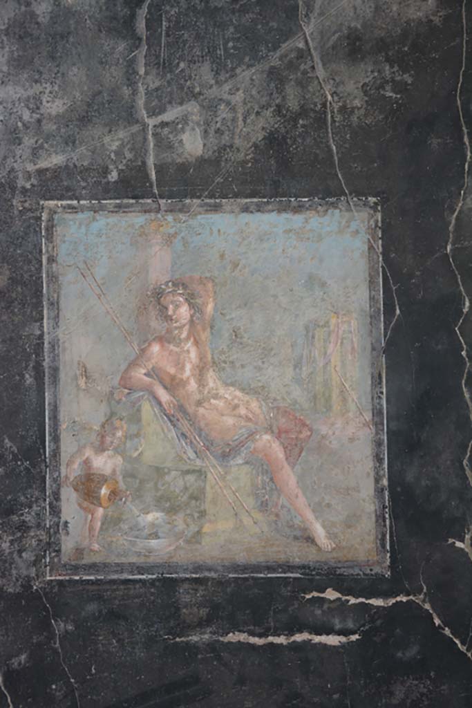 VII.16.22 Pompeii. October 2018. Room 58, central wall painting from south wall.
Foto Annette Haug, ERC Grant 681269 DÉCOR.

