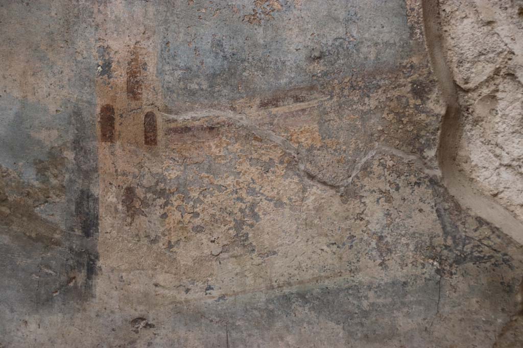 VII.16.a Pompeii. May 2015. Room 9, detail from lower south wall. Photo courtesy of Buzz Ferebee.
