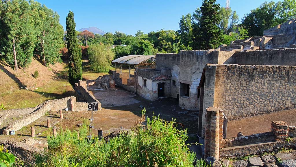 VII.16.a Pompeii. September 2019. 
Looking east to area on north side of pool area, (under covering roof, on right). Photo courtesy of Klaus Heese.
