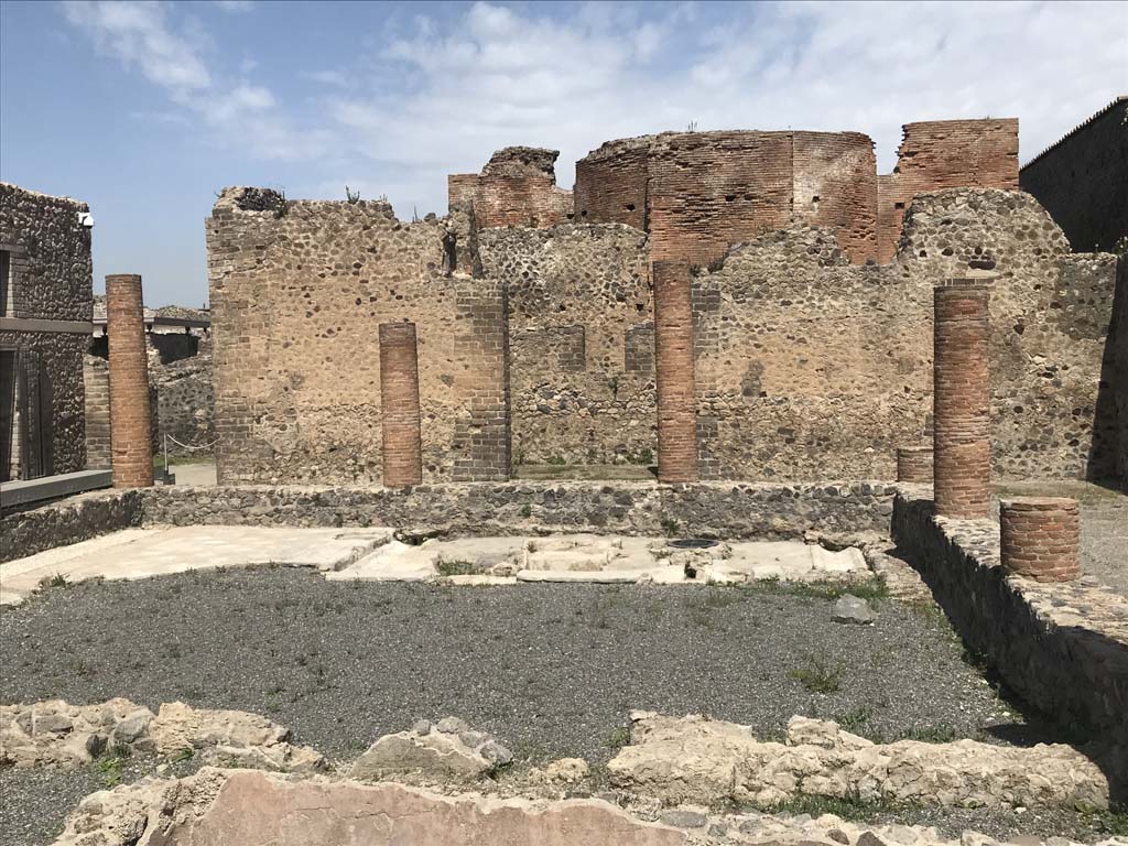 VIII.2.13/14/16 Pompeii. April 2019. Looking towards north side of courtyard/peristyle. 
Photo courtesy of Rick Bauer.
