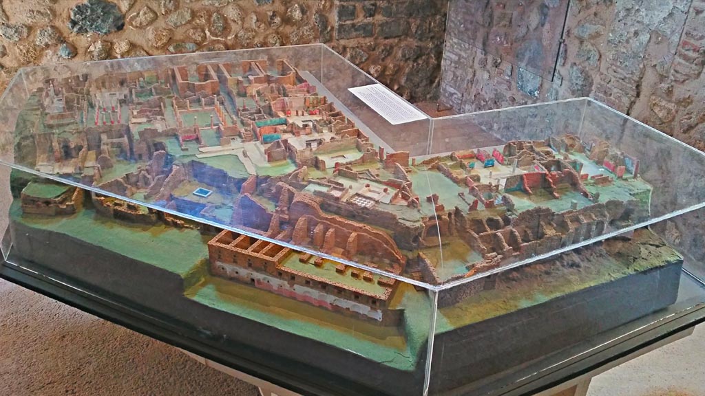 VIII.2 Pompeii. 2018. Model on display in exhibition. Photo courtesy of Giuseppe Ciaramella.