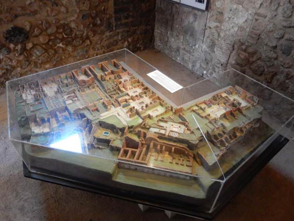 VIII.2 Pompeii. May 2018. Cork model of area seen from the south, with the Sarno Baths, in the lower centre. Photo courtesy of Buzz Ferebee.