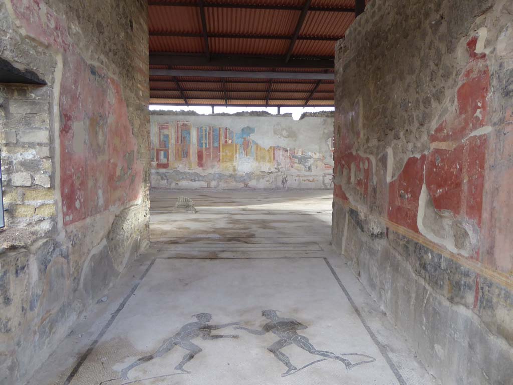 VIII.2.23 Pompeii. October 2020. Detail of athlete facing left on mosaic. Photo courtesy of Klaus Heese.