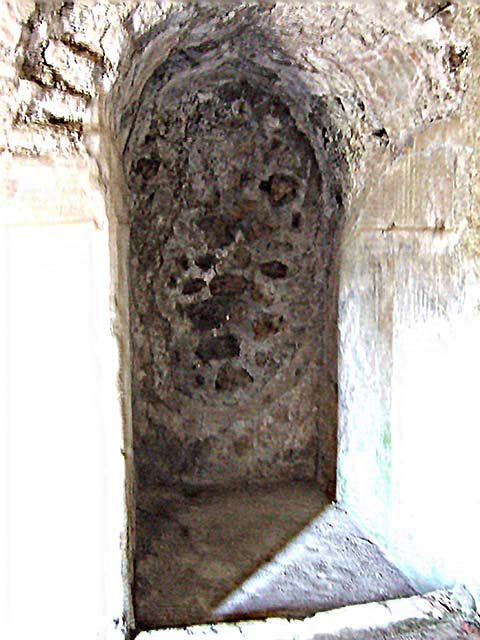 VIII.2.26 Pompeii. September 2005. Recess in south-west corner of kitchen.
