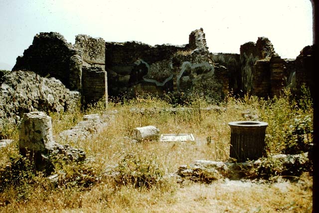 VIII.6.10 Pompeii. 1957. Looking east across peristyle towards the doorway to a triclinium and a storeroom. Photo by Stanley A. Jashemski.
Source: The Wilhelmina and Stanley A. Jashemski archive in the University of Maryland Library, Special Collections (See collection page) and made available under the Creative Commons Attribution-Non Commercial License v.4. See Licence and use details.
J57f0155  
