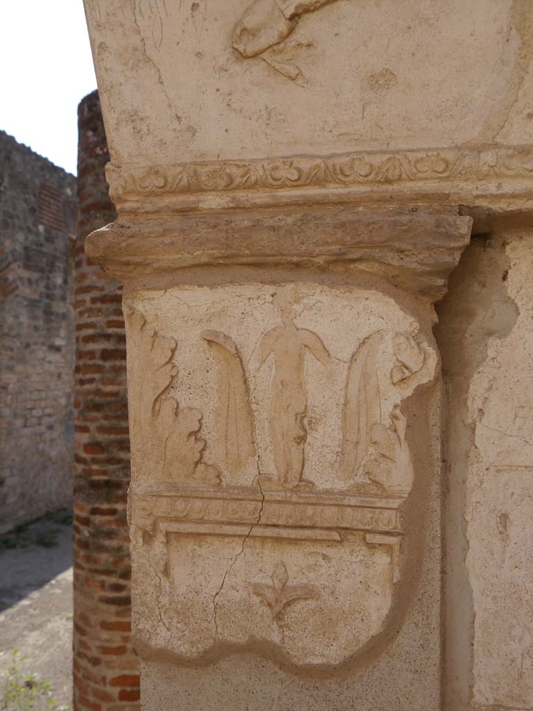 VIII.7.28 Pompeii. September 2018. Detail of stucco decoration on south side of Purgatorium.
Foto Anne Kleineberg, ERC Grant 681269 DÉCOR.

