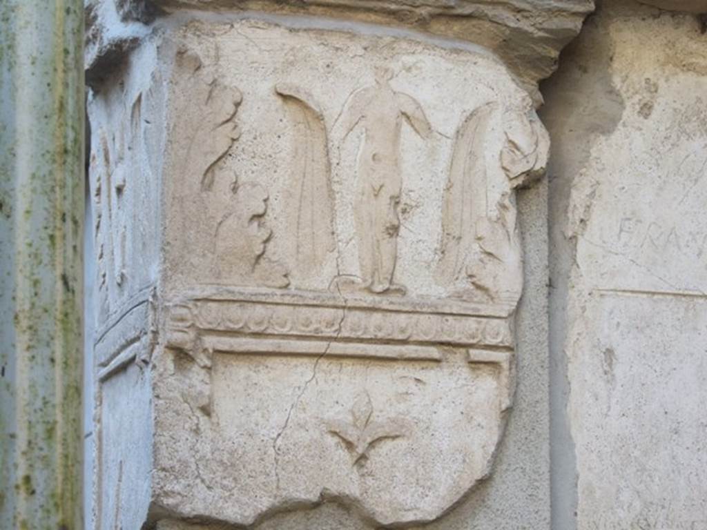 VIII.7.28, Pompeii. May 2015. Purgatorium, detail of stucco from east end of south side. Photo courtesy of Buzz Ferebee.

