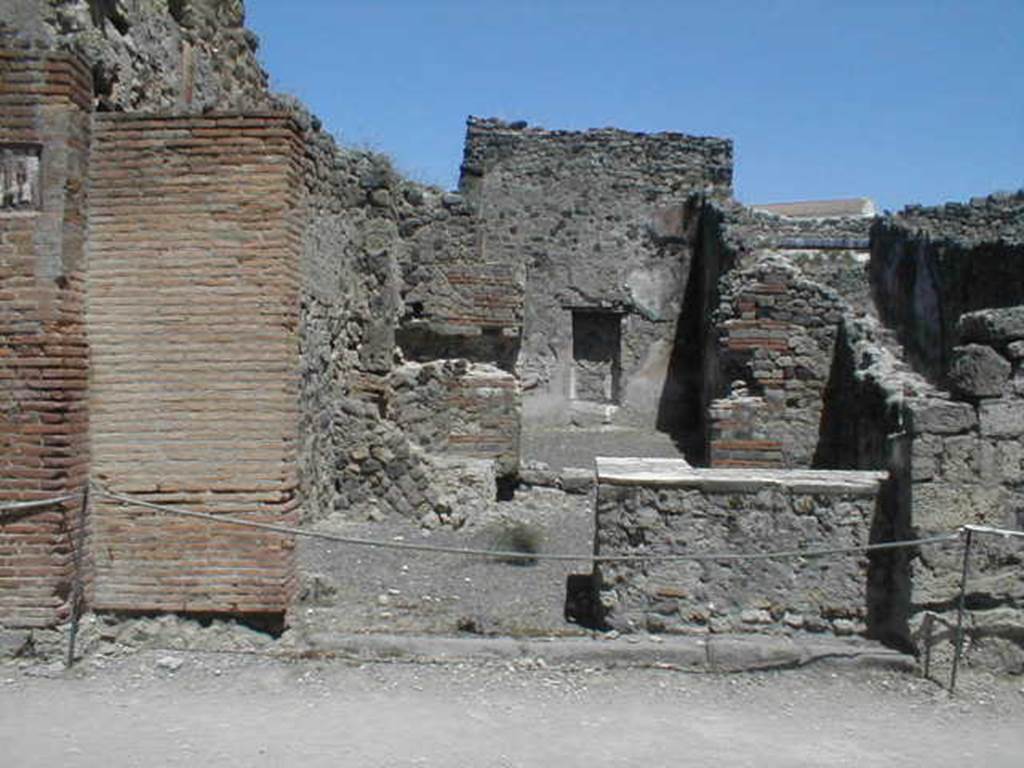 IX.1.6 Pompeii. May 2005. Entrance.