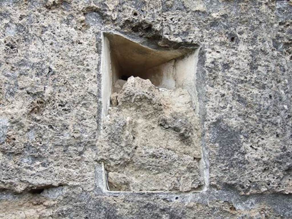 IX.1.22 Pompeii. December 2007. Room 17, blocked window in east wall of cubiculum.