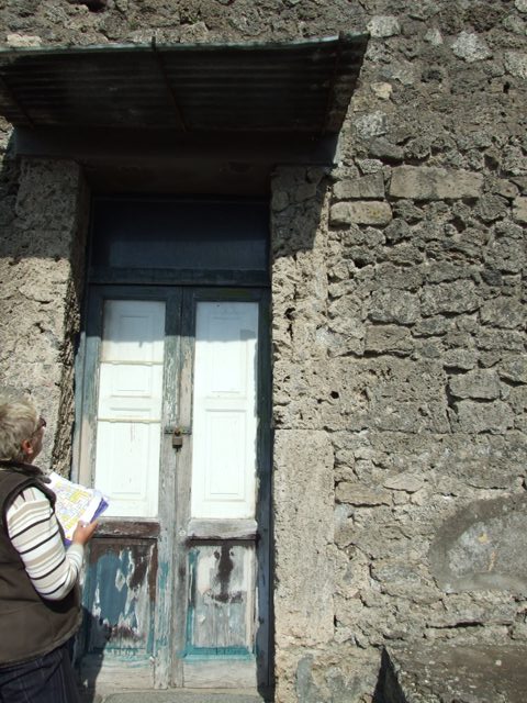 IX.2.17 Pompeii.  March 2009.  Room 1, Atrium, South wall.