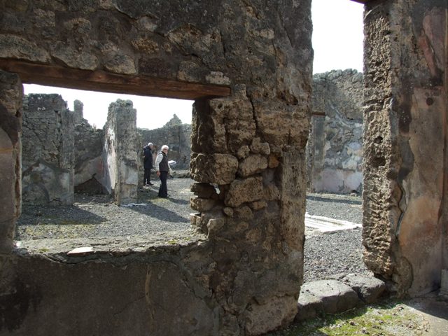 IX.2.18 Pompeii. March 2009.  Room 1.  Atrium, looking west.

